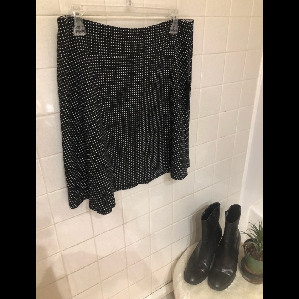 Vince Camuto flair skirt